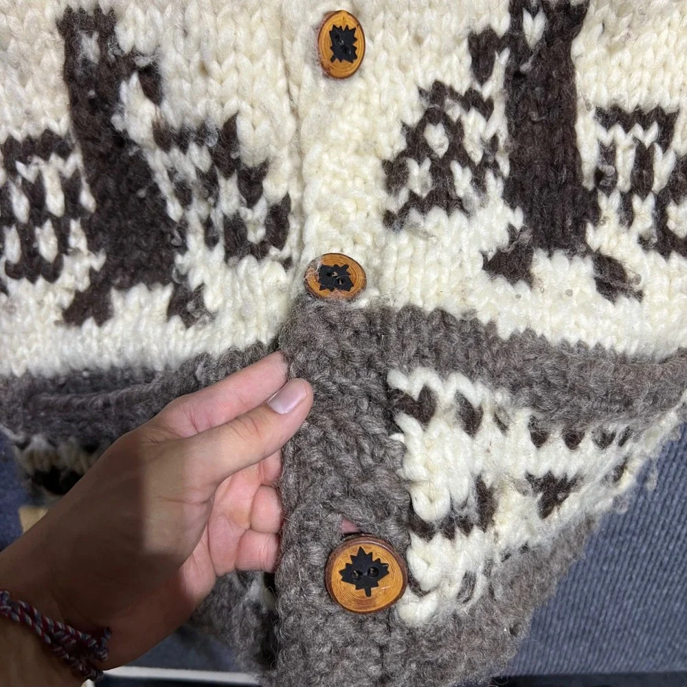 Vintage Cowichan Wool Vest Mens M Brown Eagle Thunderbird Hand Knit Canada